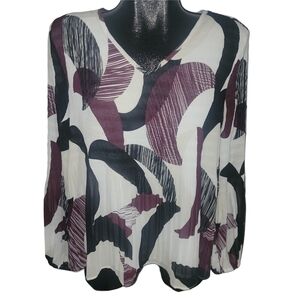 Chico's Abstract Patterned Pleat Detailed Bell Sleeve Blouse 2